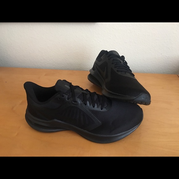 Men’s Nike - Picture 4 of 6